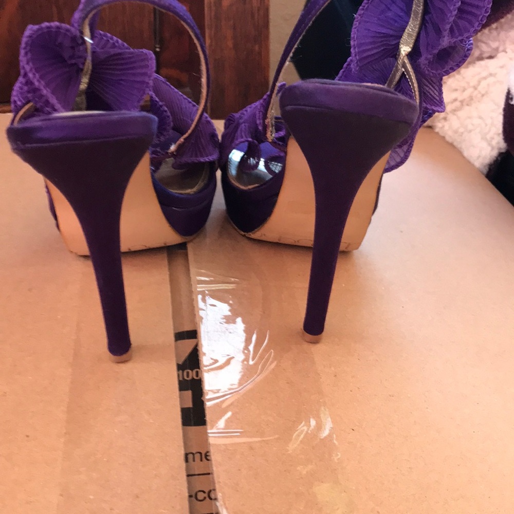 Cheryl Burke heels